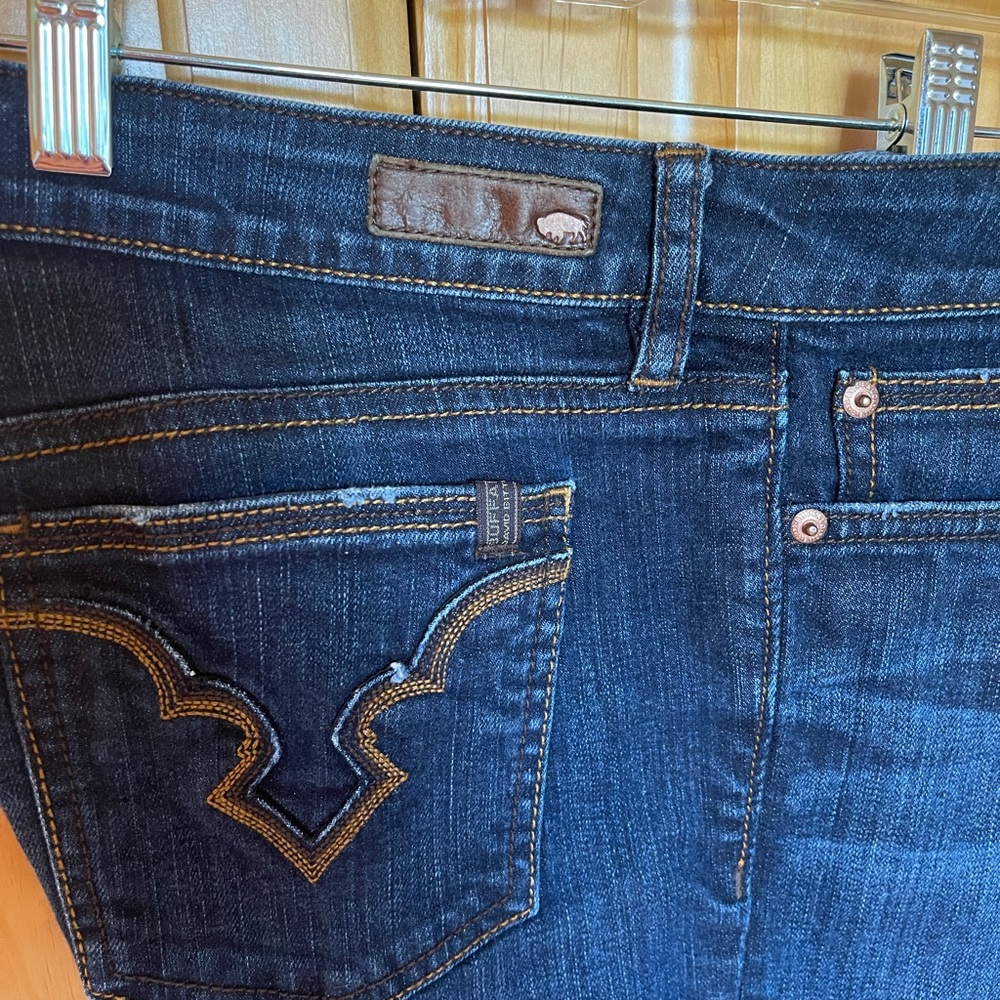 Buffalo 🦬 Jean